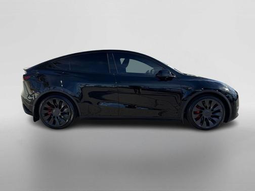 2024 Tesla Model Y Performance