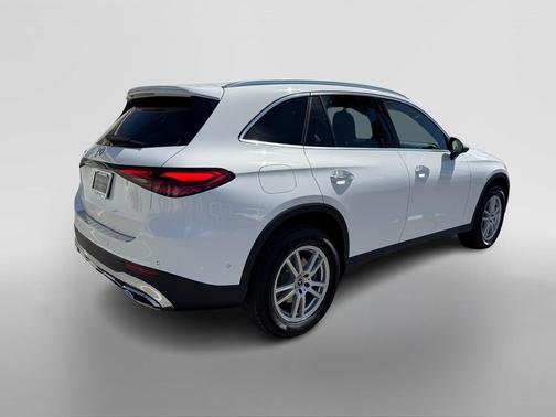 2025 Mercedes-Benz GLC 300 Base