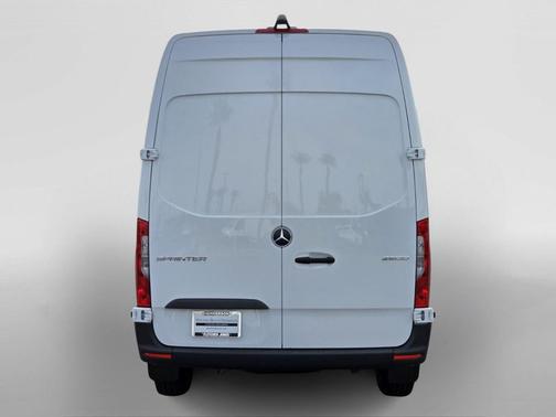 2025 Mercedes-Benz Sprinter 2500 Standard Roof