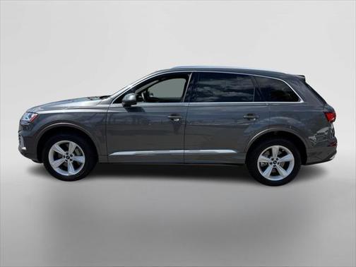 2024 Audi Q7 45 Premium