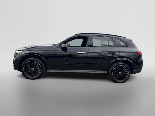2026 Mercedes-Benz GLC 300 Base