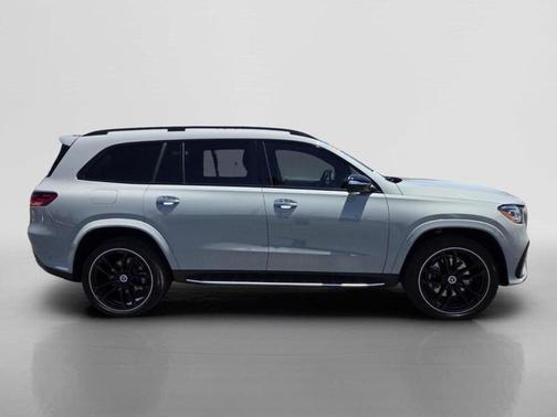 Alpine Gray 2026 Mercedes-Benz GLS 580 Base 4MATIC