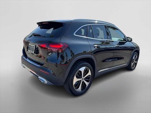 2025 Mercedes-Benz GLA 250 Base