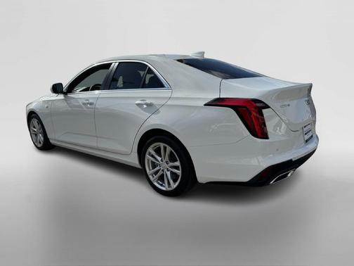 2025 Cadillac CT4 Luxury