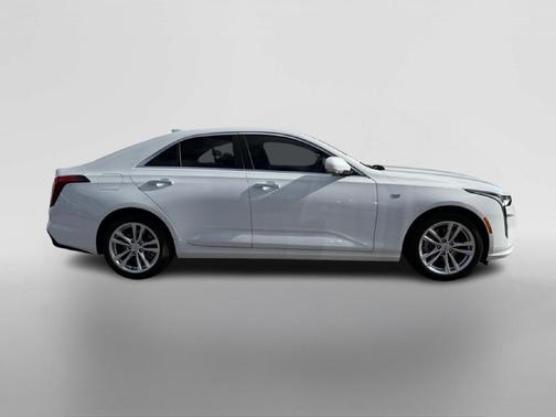 2025 Cadillac CT4 Luxury