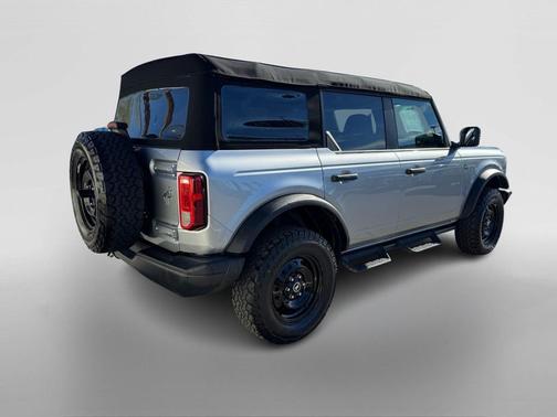2023 Ford Bronco Black Diamond