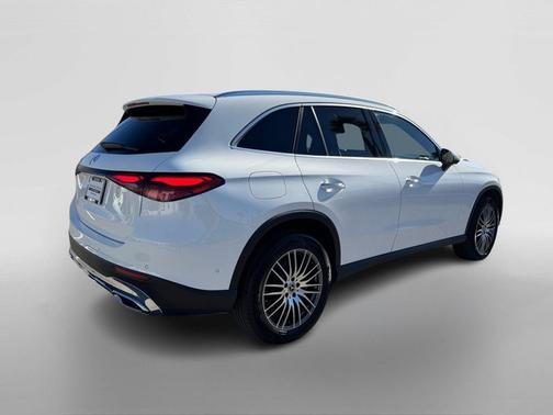 2025 Mercedes-Benz GLC 300 Base