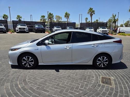 Classic Silver Metallic 2017 Toyota Prius Prime Plus