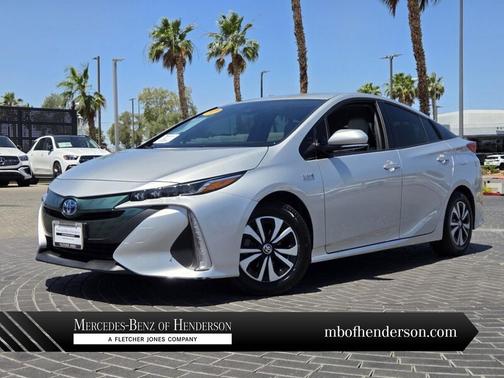 Classic Silver Metallic 2017 Toyota Prius Prime Plus