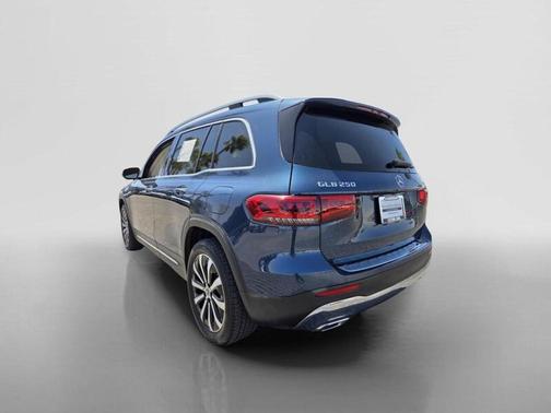 Denim Blue Metallic 2022 Mercedes-Benz GLB 250 Base