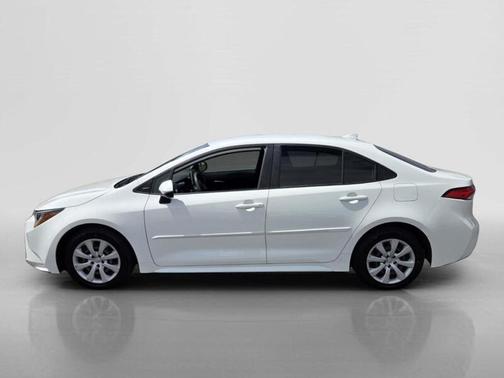 White 2021 Toyota Corolla LE