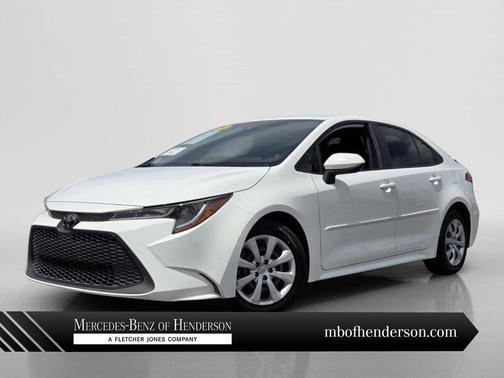 White 2021 Toyota Corolla LE