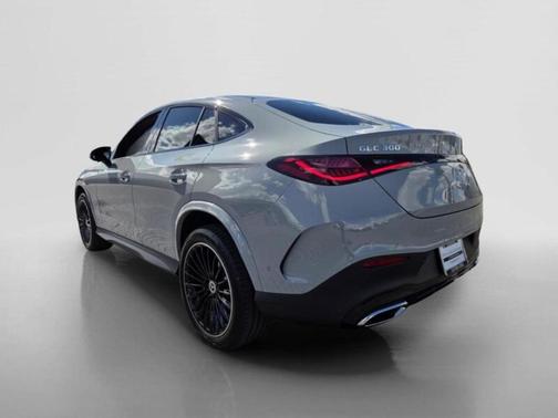Alpine Gray 2027 Mercedes-Benz GLC 300 4MATIC