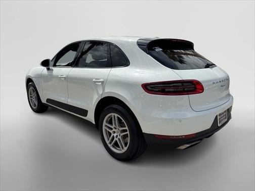2018 Porsche Macan Sport Edition