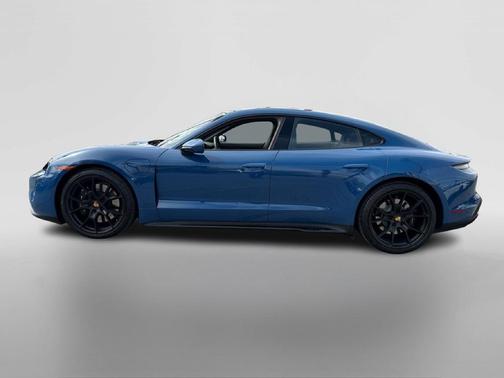 2024 Porsche Taycan GTS