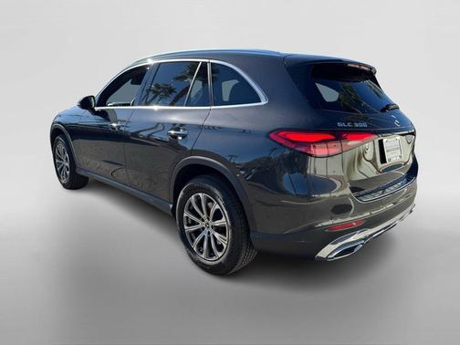 2025 Mercedes-Benz GLC 300 Base