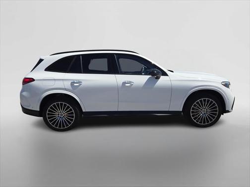2025 Mercedes-Benz GLC 300 Base 4MATIC
