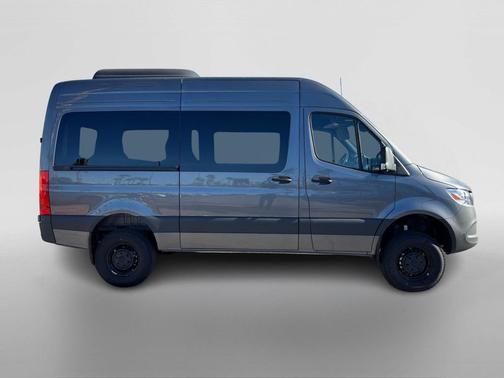 2025 Mercedes-Benz Sprinter 2500 Standard Roof