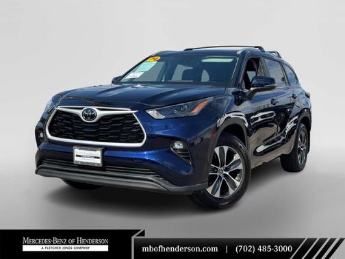 2024 Toyota Highlander LE