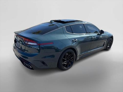 2022 Kia Stinger GT-Line