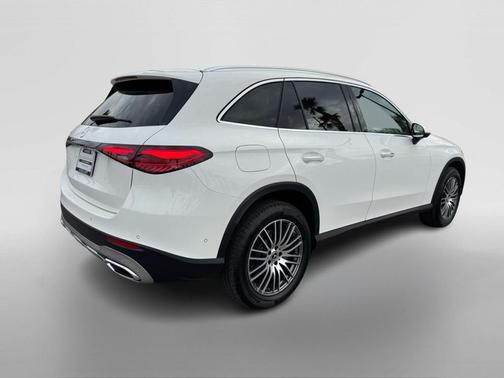 2025 Mercedes-Benz GLC 300 Base