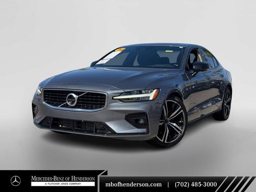 2020 Volvo S60 T5 R-Design