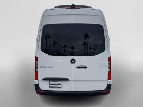 2024 Mercedes-Benz Sprinter 2500 High Roof