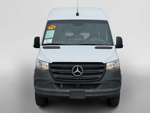 2024 Mercedes-Benz Sprinter 2500 High Roof