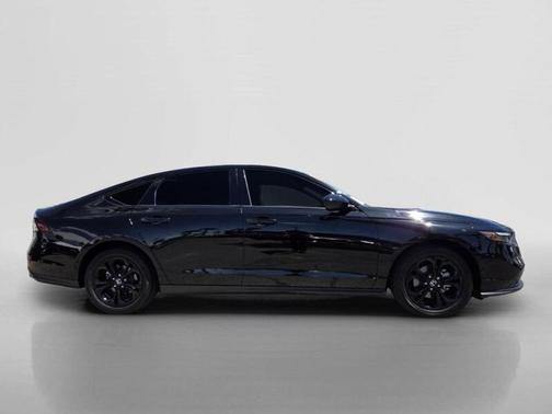 Black 2025 Honda Accord SE