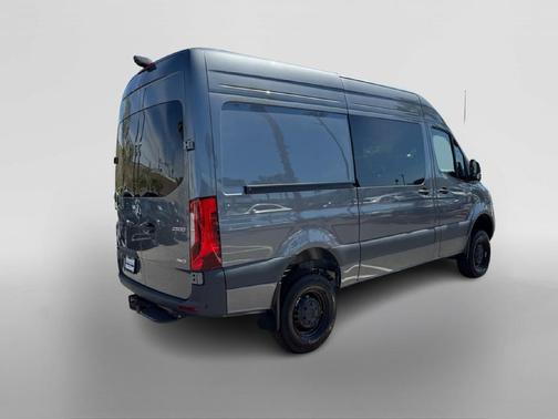 Selenite Gray 2026 Mercedes-Benz Sprinter 2500 Standard Roof