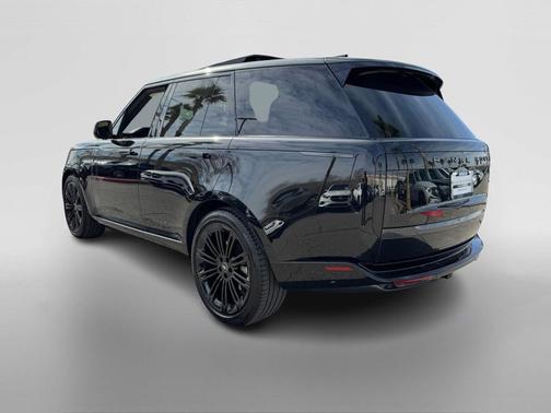 2023 Land Rover Range Rover P400 SE