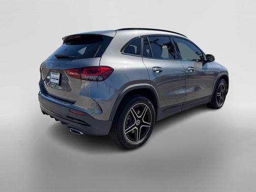 2021 Mercedes-Benz GLA 250 Base