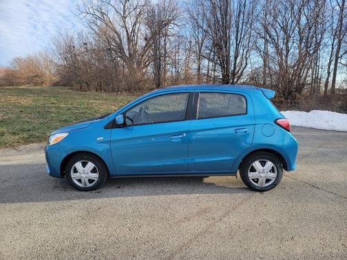2024 Mitsubishi Mirage ES