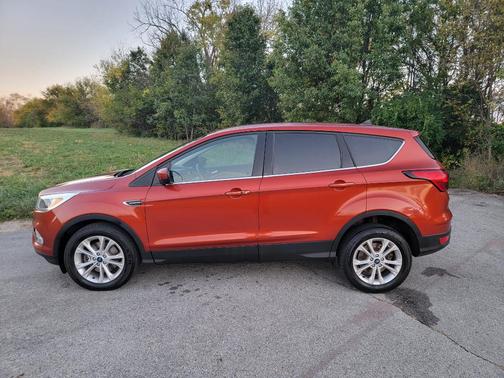 2019 Ford Escape SE