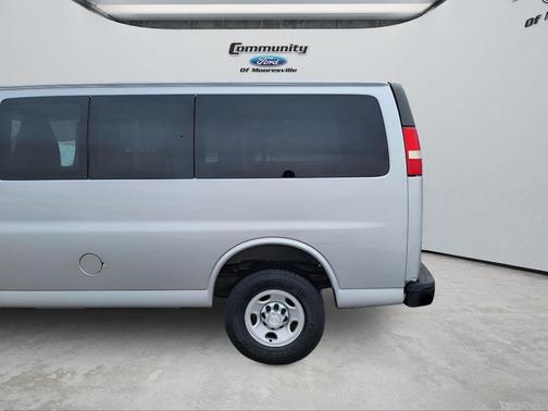 2015 Chevrolet Express 2500 LS
