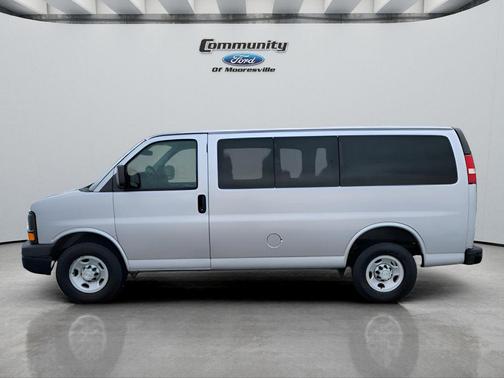 2015 Chevrolet Express 2500 LS