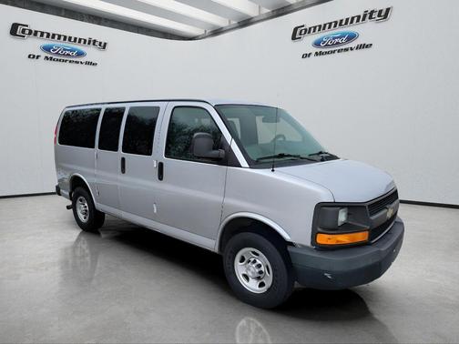 2015 Chevrolet Express 2500 LS