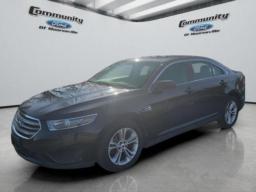 2018 Ford Taurus SE