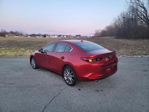 2019 Mazda Mazda3 FWD w/Preferred Package