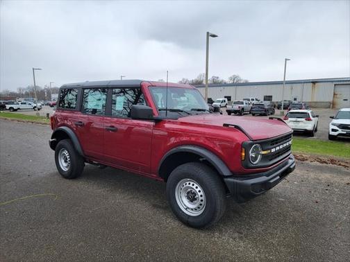 2025 Ford Bronco Base