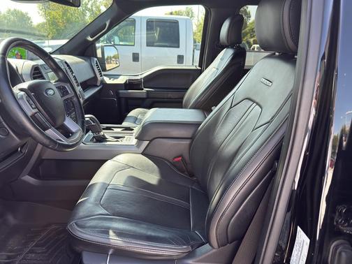 2017 Ford F-150 Platinum