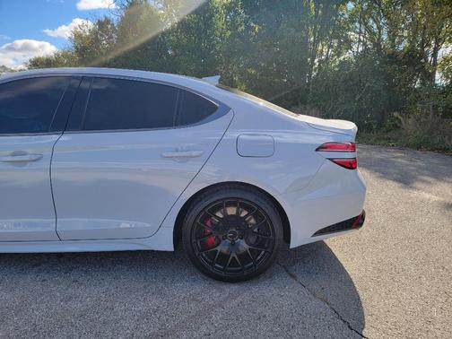 2022 Genesis G70 3.3T AWD