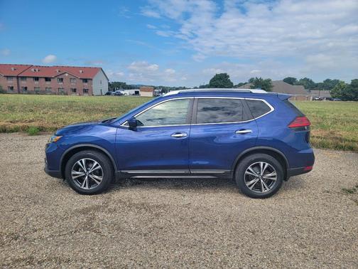 2017 Nissan Rogue SL
