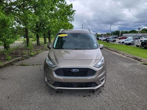 2019 Ford Transit Connect Titanium w/Rear Liftgate