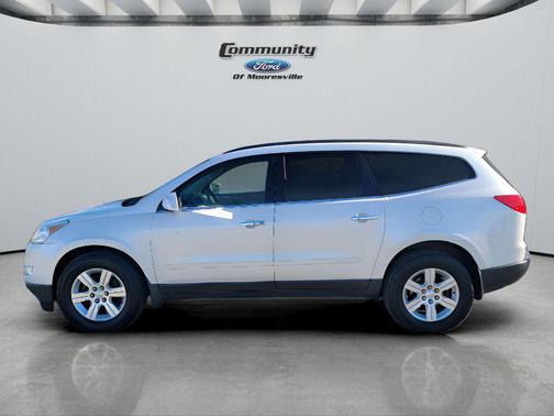 2011 Chevrolet Traverse 2LT