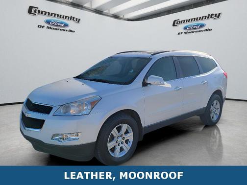 2011 Chevrolet Traverse 2LT