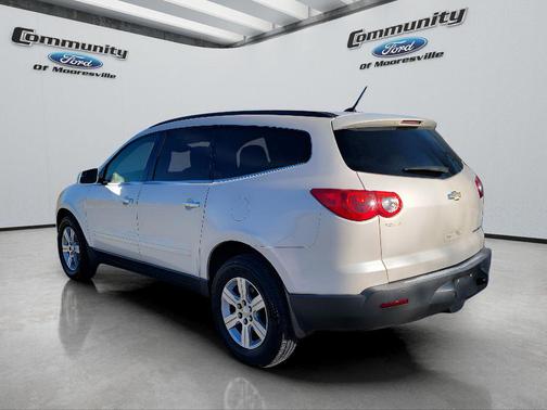2011 Chevrolet Traverse 2LT
