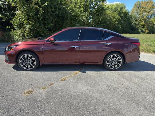 2023 Nissan Altima 2.5 SL