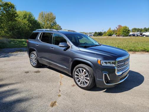 2020 GMC Acadia Denali