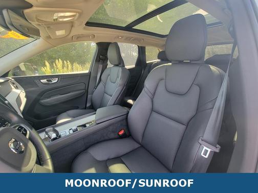 2025 Volvo XC60 B5 Plus